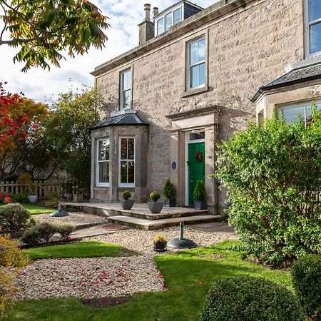 Cawdor House B&B Неърн Екстериор снимка