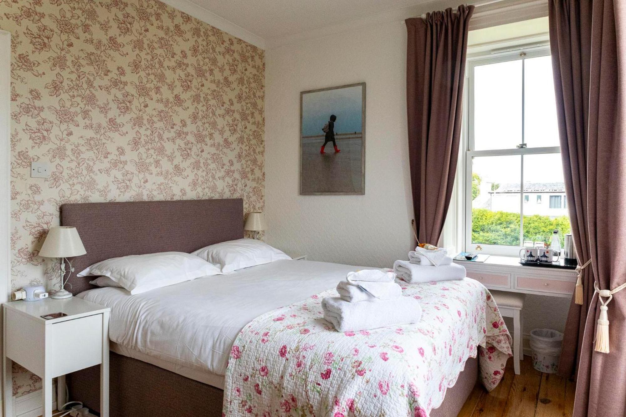 Cawdor House B&B Неърн Екстериор снимка