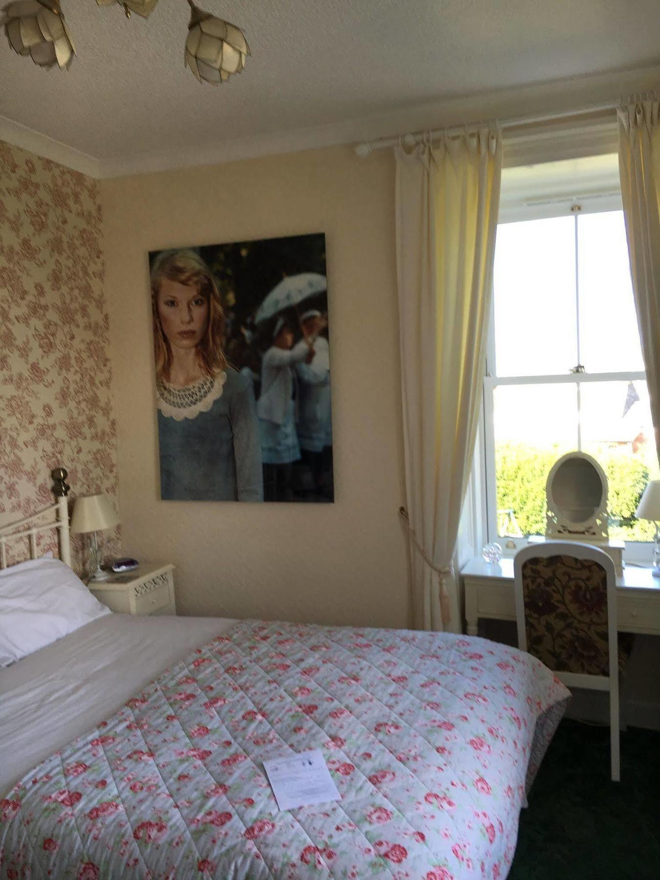 Cawdor House B&B Неърн Екстериор снимка